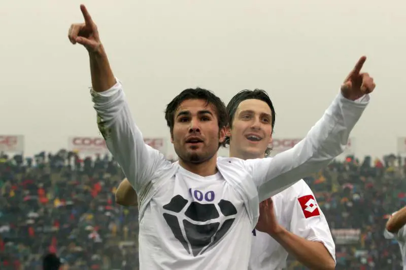 Due diamanti di Mutu: Fiorentina ok a Bologna