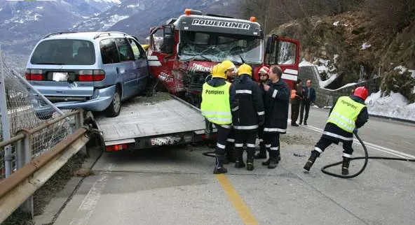 Raddoppiati nel 2008 
i pirati della strada 
Un morto ogni 3 giorni