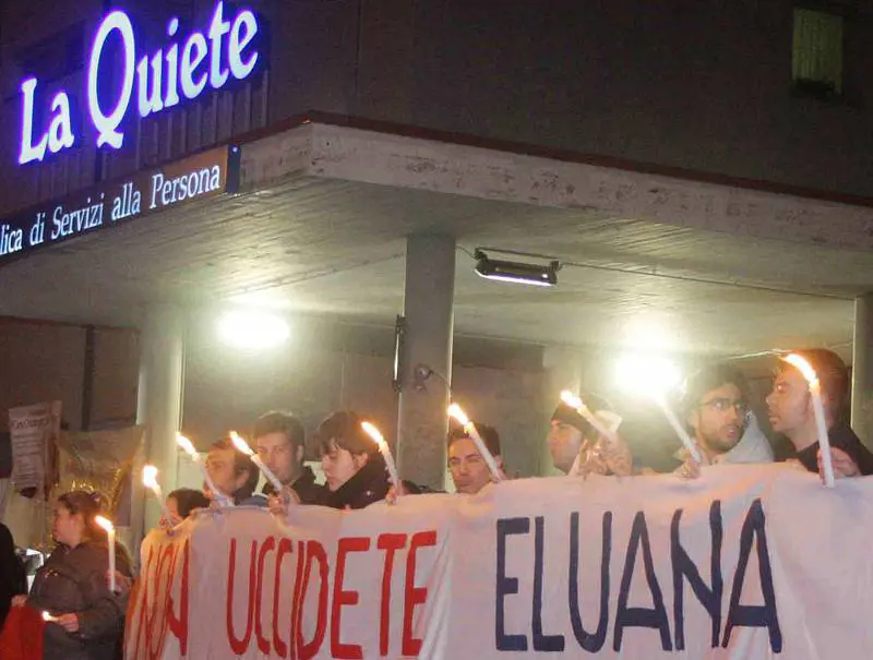 Eluana, i Nas: "La stanza è irregolare" 
Ddl al Senato: è corsa contro il tempo