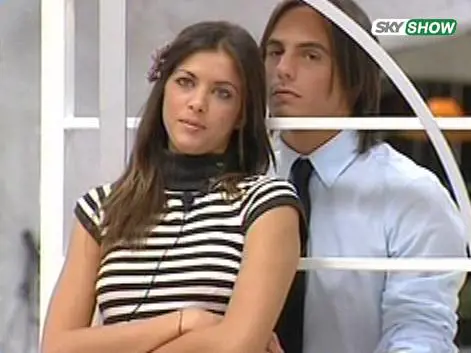 Lacrime, docce e malori 
Claudia lascia la casa