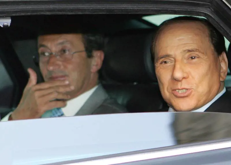 Fini: "Berlusconi al Colle? Ipotesi non remota"