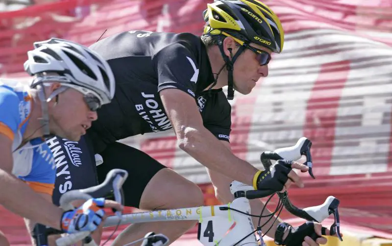 Armstrong: "Al Giro per aiutare Leipheimer". Ma nessuno gli crede