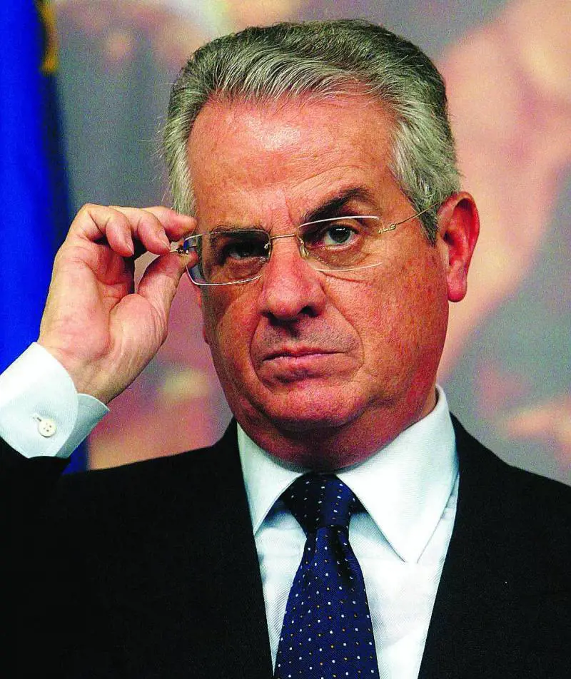 Scajola: non si toccano 
le fabbriche Fiat in Italia
