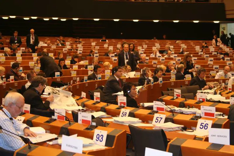 Il bilancio degli italiani, tra arrivi e partenze