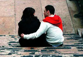 Greta e Luis, fidanzatini fuggiaschi per troppo amore