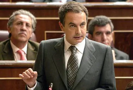 Zapatero al G8, ma grazie al premier italiano