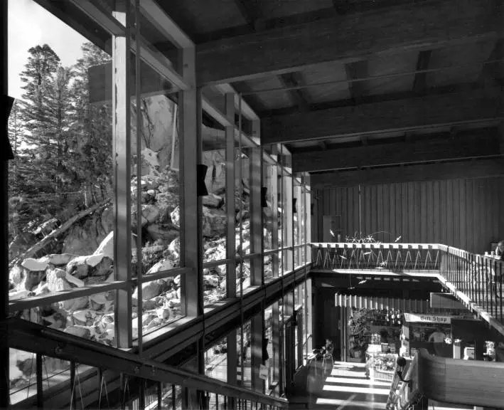 Ultimo addio a Shulman, 
occhio dell'architettura