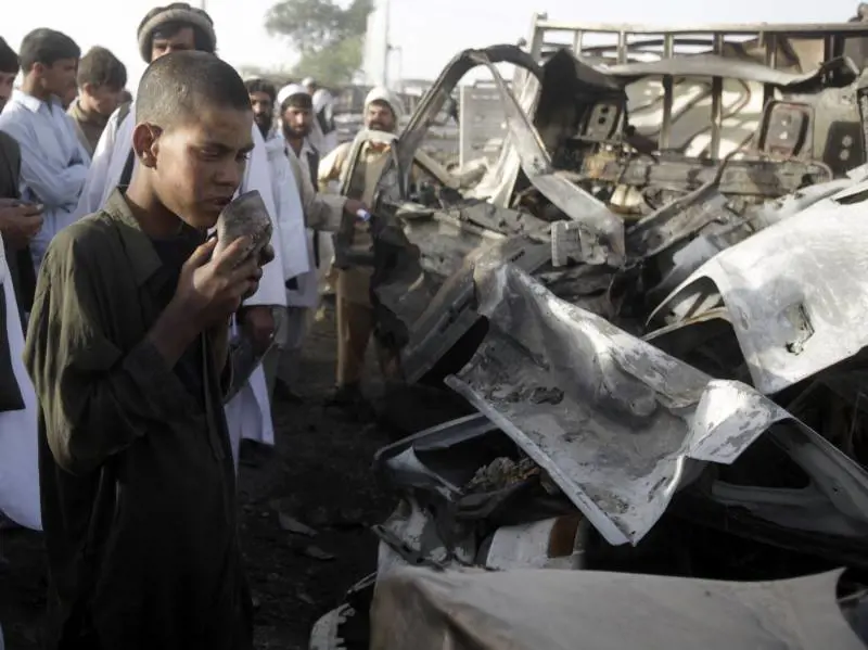 Afghanistan, razzi talebani su Kabul: 18 morti