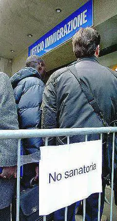 Clandestini: decreto giusto