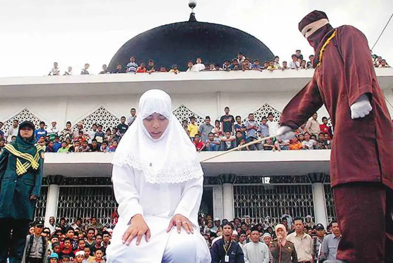 Se l'Islam moderato torna alla lapidazione