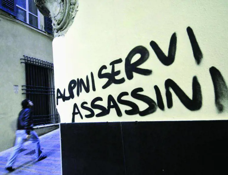 Centro storico, la mappa degli insulti anarchici