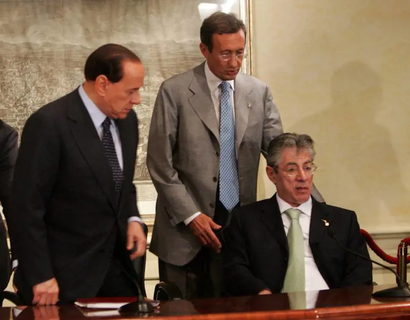 Pdl, Berlusconi prepara la battaglia: 
"Siamo arrivati alla resa dei conti"