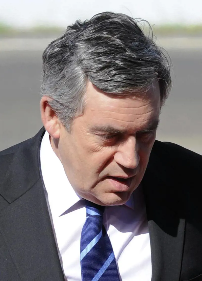 Cinque velisti scatenano lennesima crisi tra Londra e Teheran