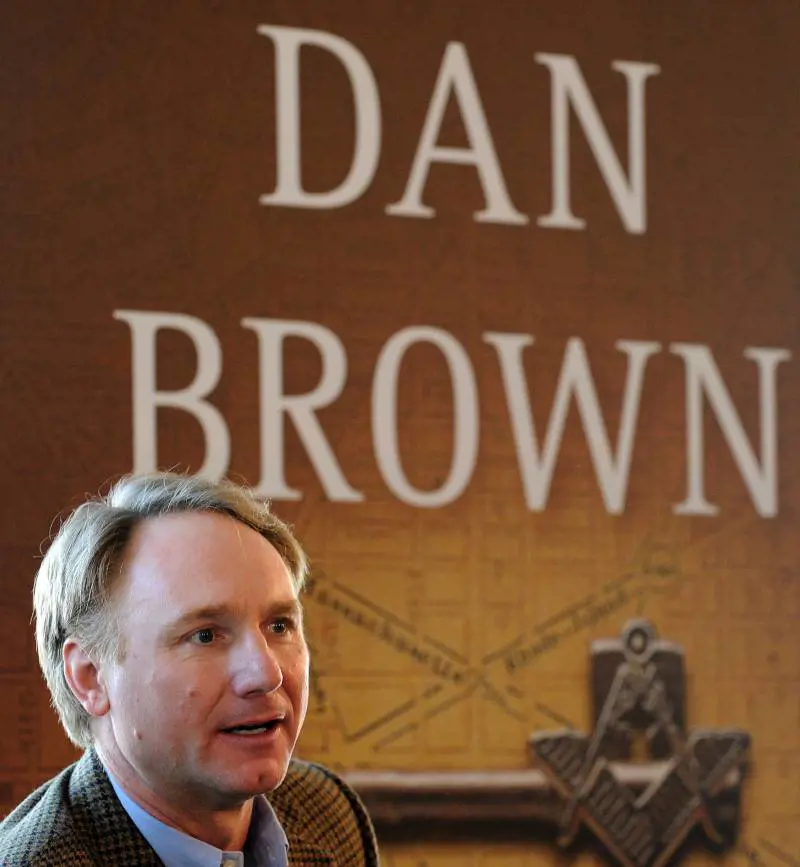 Dan Brown si rianima  solo per la massoneria