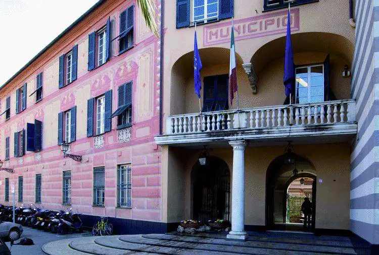 Troppi consiglieri proprietari di case: salta il piano urbanistico comunale
