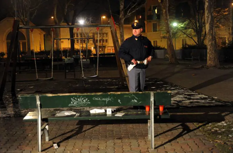 Ucciso a 15 anni per una sigaretta 
a Torino è caccia all'assassino