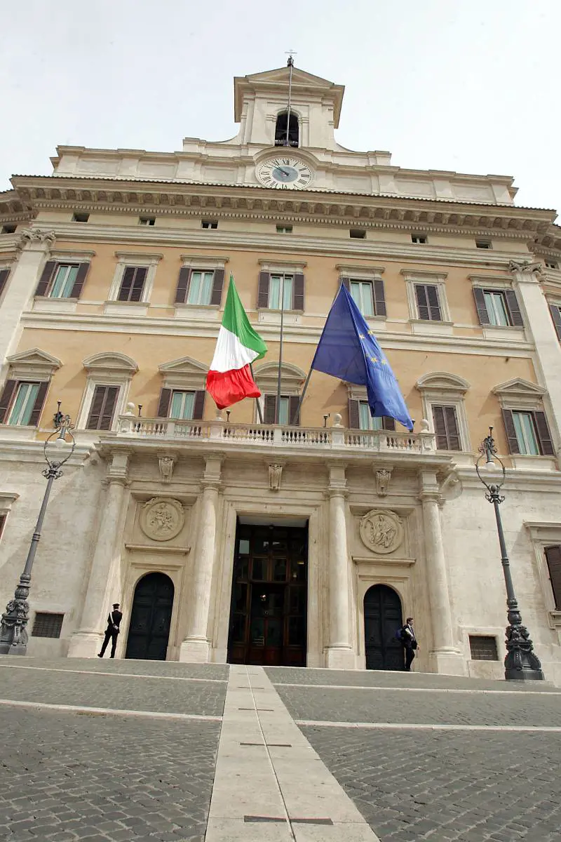 Niente tasse per 6 mesi in caso di calamità. Salta la Protezione Spa