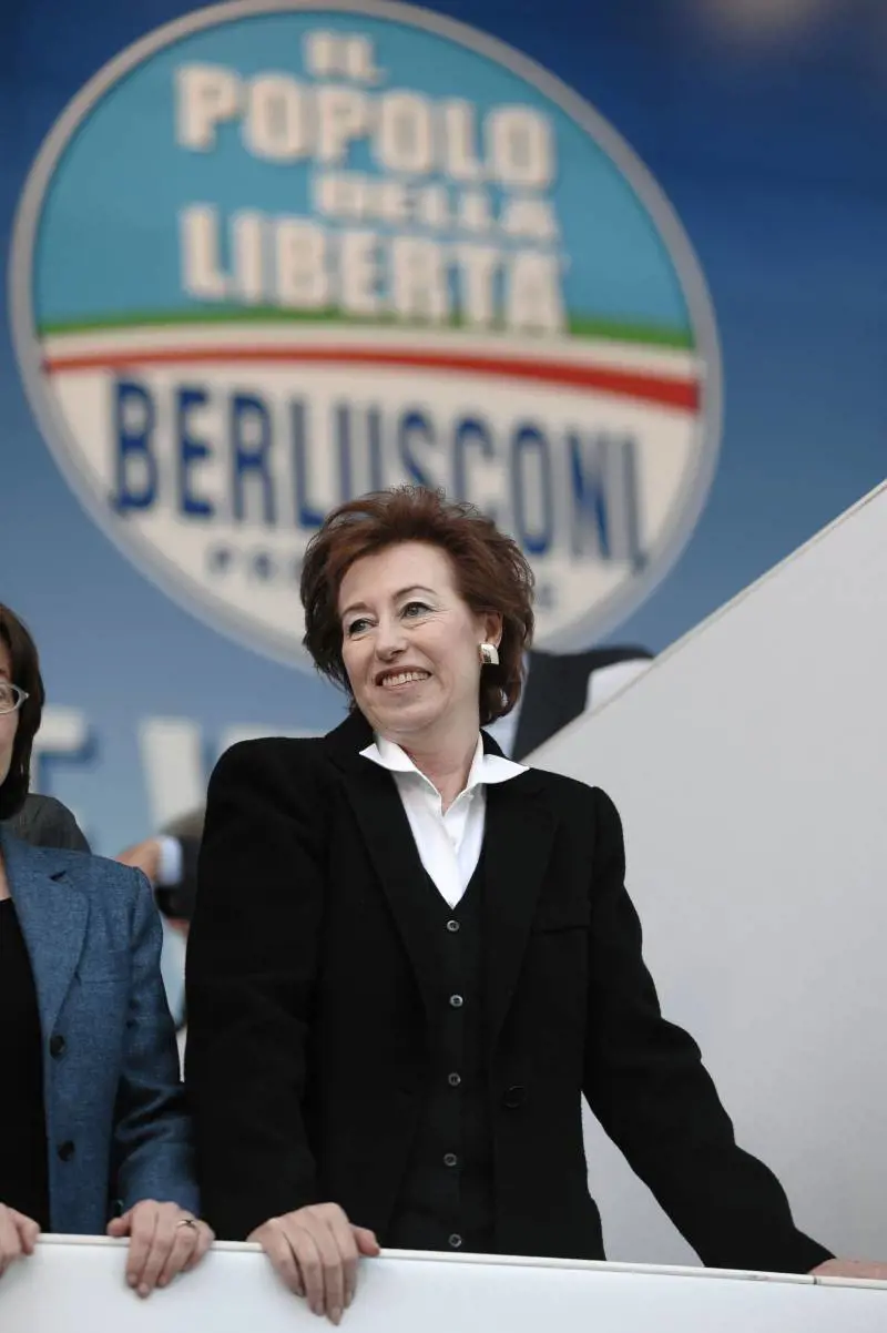 La Russa: "La Lega? Infantile 
La Moratti è il nostro sindaco"