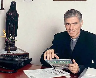 "Chiesa sotto attacco: ne usciremo più forti"