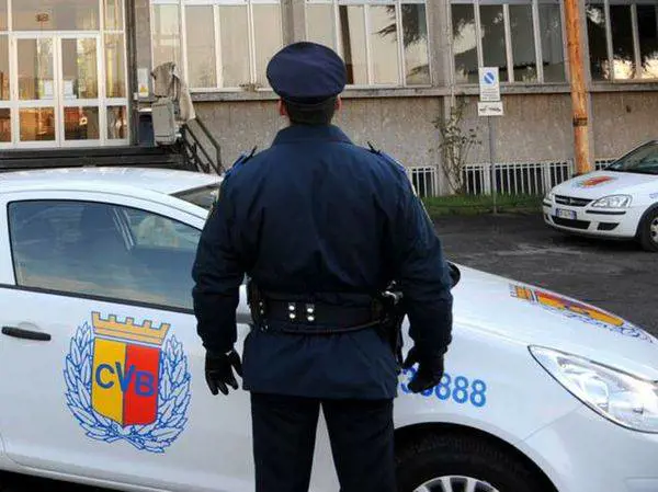 Furto in villa, il conto lo pagano i vigilantes