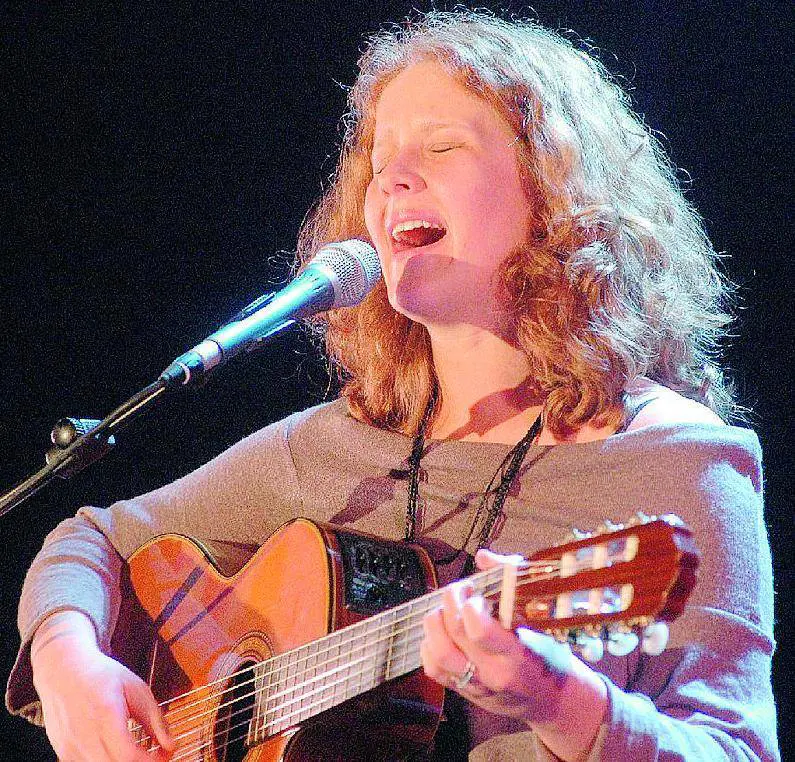 A Portofino domina il rosso di Giua