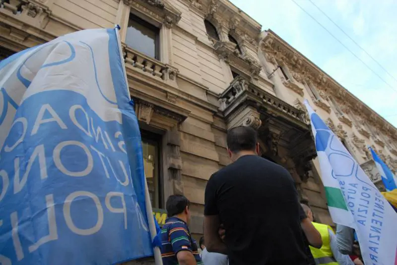 Manovra pazza, spunta il taglio delle tredicesime