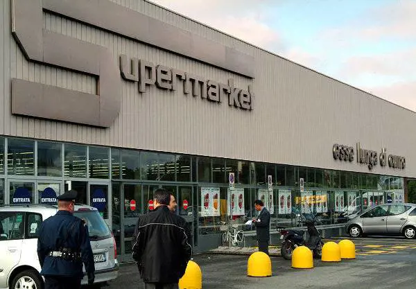 Esselunga contro comune di Modena e Coop