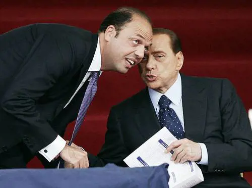 Intercettazioni, pubblicabili solo gli atti rilevanti 
Fini: buon senso. Il premier: resta come prima