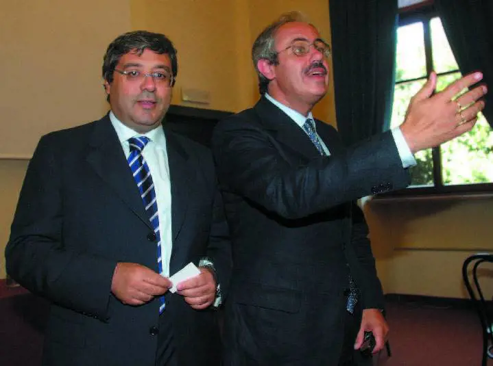 Macché legalità, è il Grande Centro degli inquisiti