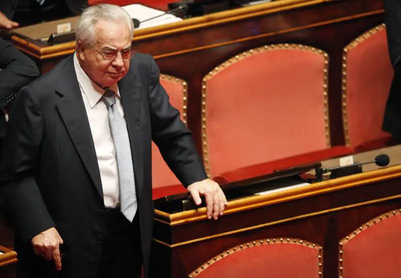 "Fini traditore, ordini la kippah". È bufera, Ciarrapico resta isolato