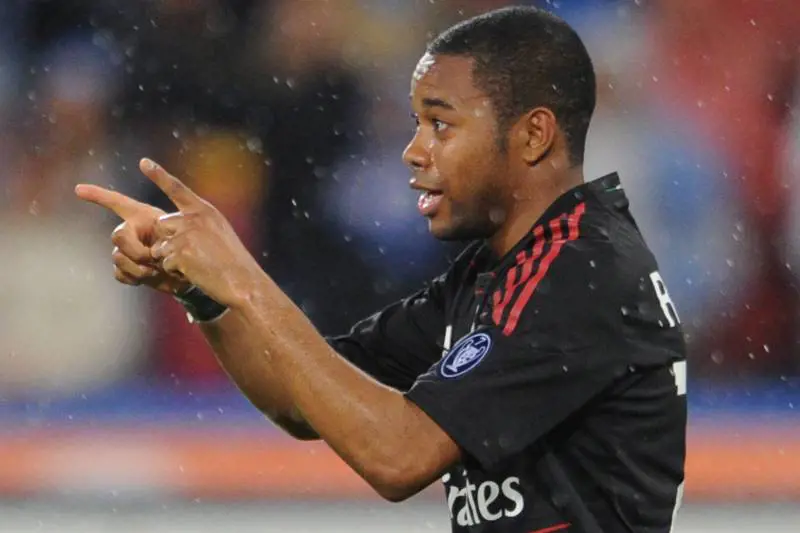 Robinho&Ibra gli spietati: solo il Milan dietro la Lazio