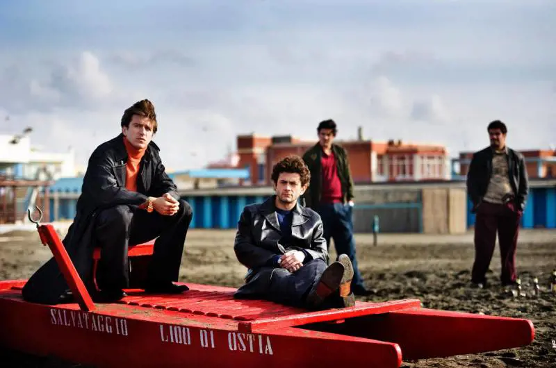 Romanzo criminale: soldi, donne e sangue  
Gli irresistibili cattivi vendicano il Libanese