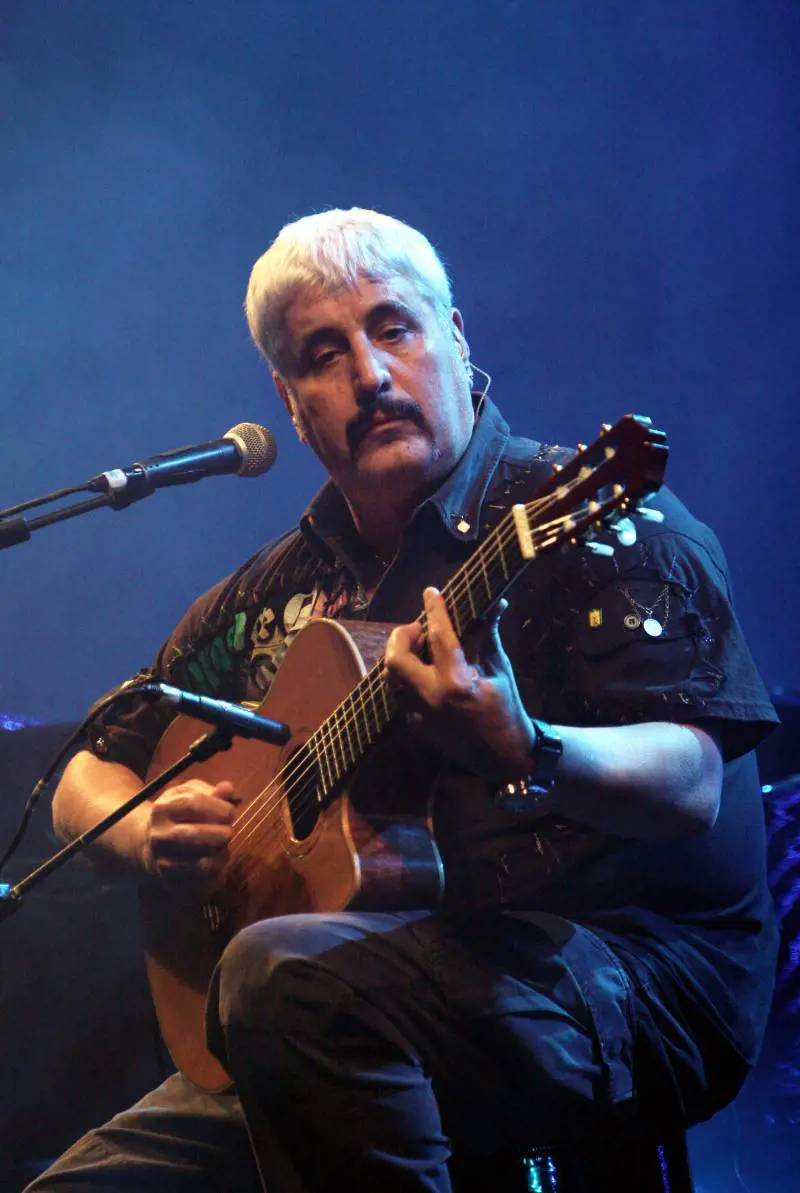 "Suono il boogie per far ballare inferno e paradiso"