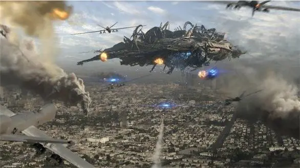Gli alieni malvagi ci invadono con film a basso costo