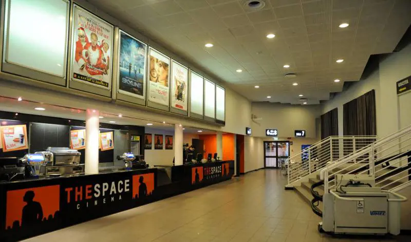 Non solo film in 3D Il nuovo cinema manda in Porto anche la moda