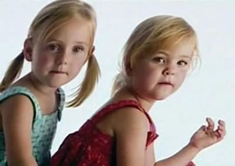 Dramma delle gemelle 
La lettera del padre: 
"Ora riposano in pace"