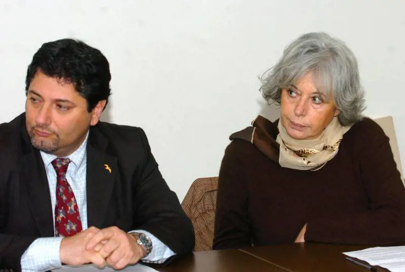 LIdv abbandona la barca e lascia Marta alla deriva: «Dilettante allo sbaraglio»