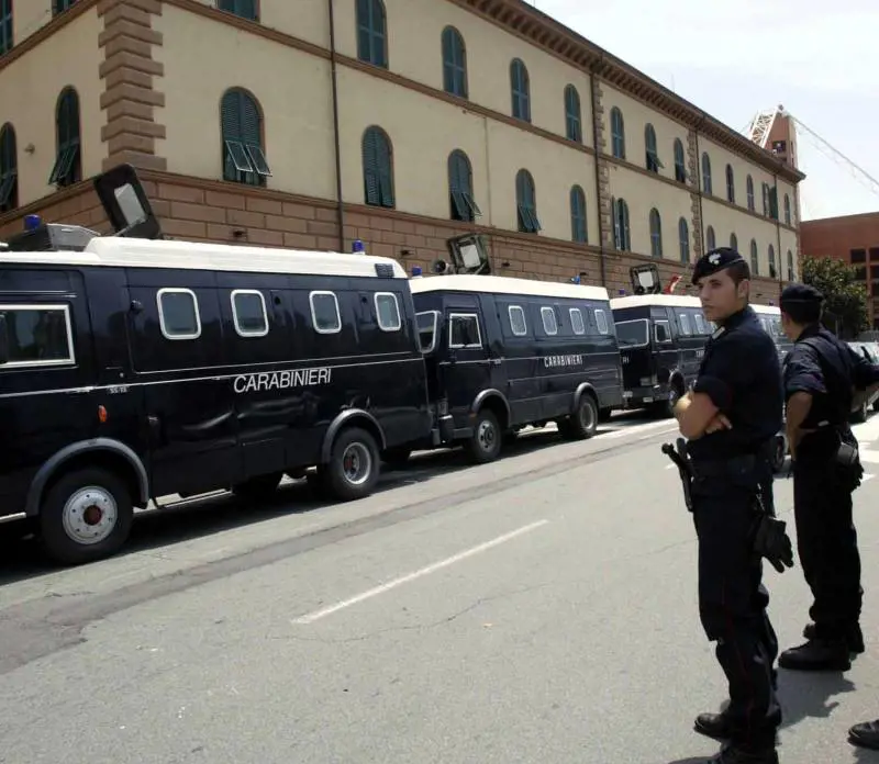 I democratici che giustificano la violenza rossa