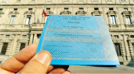 Tornano ai seggi 530mila elettori e Letizia ricomincia a sperare