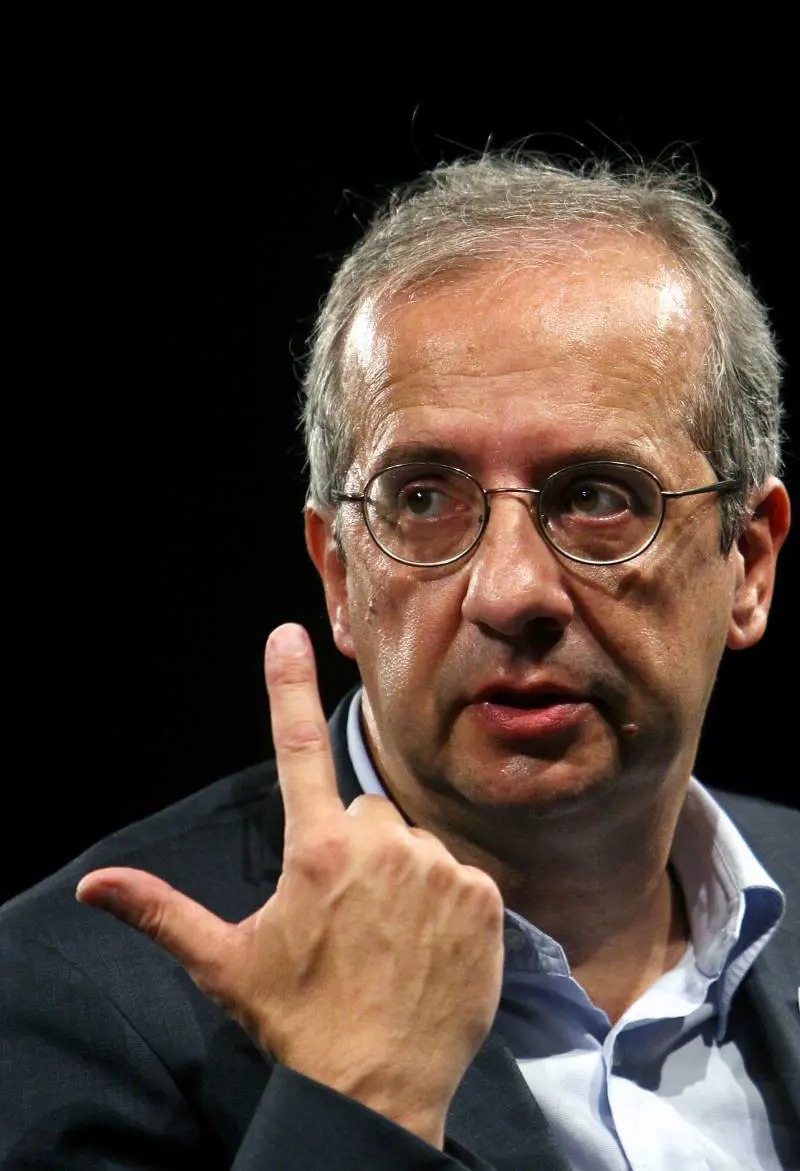 Veltroni, lo specialista dei libri del dolore