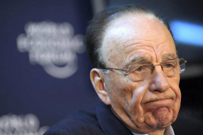 Lo scandalo intercettazioni travolge Murdoch  
Ora gli sponsor boicottano il giornale "spione"