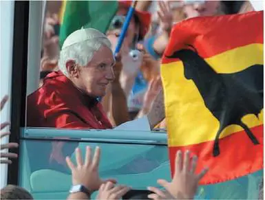 Gmg, il "trionfo" diplomatico di Ratzinger 
La Spagna si affida a lui: ci aiuti a fermare l’Eta