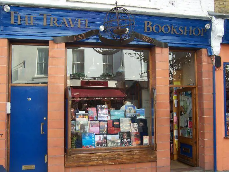 La libreria di Notting Hill rischia di chiudere 
Mobilitazione dei vip per cercare di salvarla