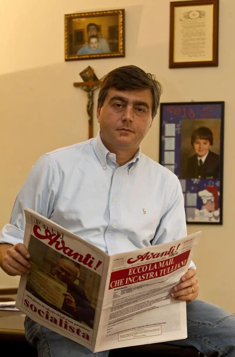 Ghedini smentisce L’Espresso:  
"Nessun avviso dal Cav a Lavitola"