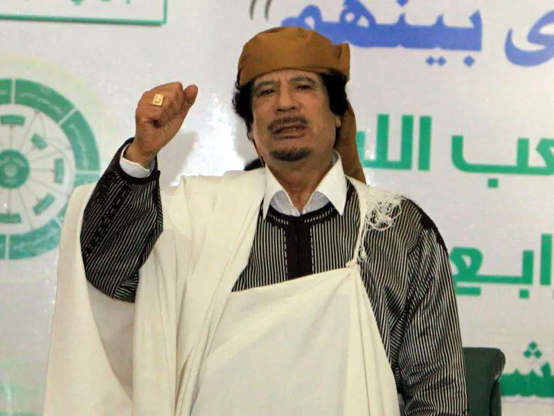 "Gheddafi è in Libia" 
Ma al suo posto parla 
il portavoce Ibrahim