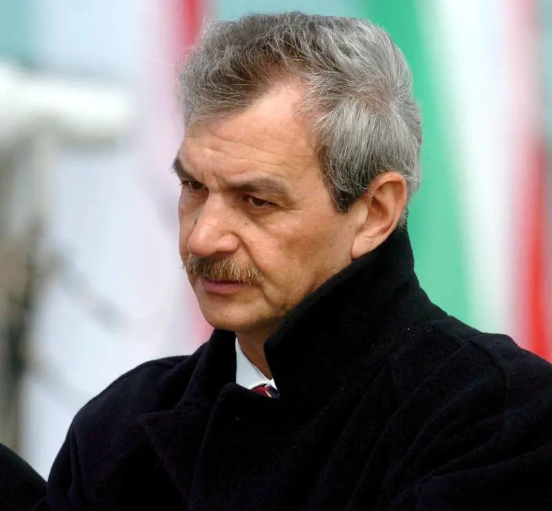 Il Pdl si fa male da solo Carleo perde i pezzi e si fa votare la sfiducia