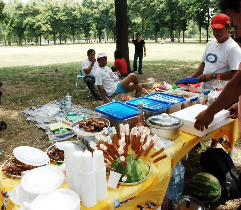 L’assessore s’inventa il verde solo per stranieri
