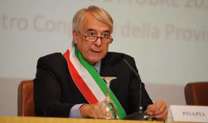 Un milanese su due è già stufo di Pisapia