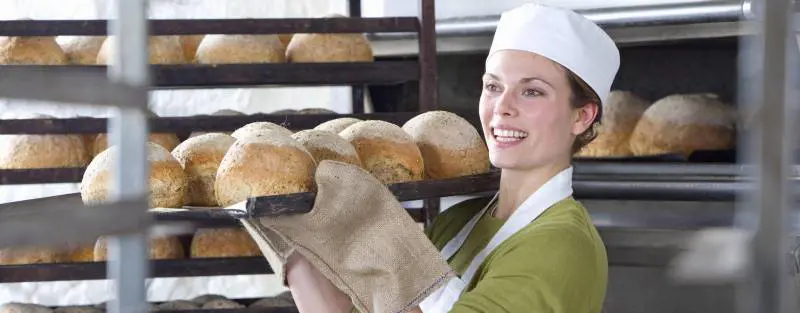 Quant’è salato il pane a Milano Prezzo record per la michetta