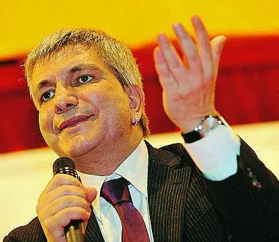 Nichi il "veggente": sa prevedere le inchieste